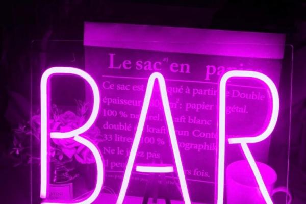 Néon rose BAR 